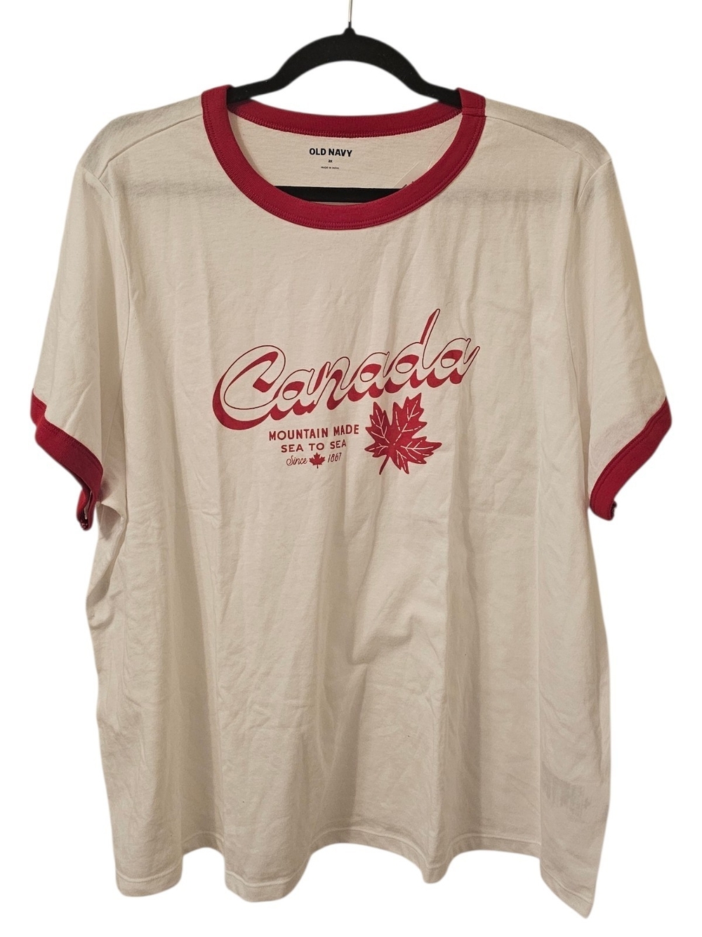 Red and White Old Navy Women's EveryWear Canada Graphic Ringer T-Shirt